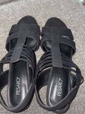 Pesaro Black Multi-Strap Women's Sandals